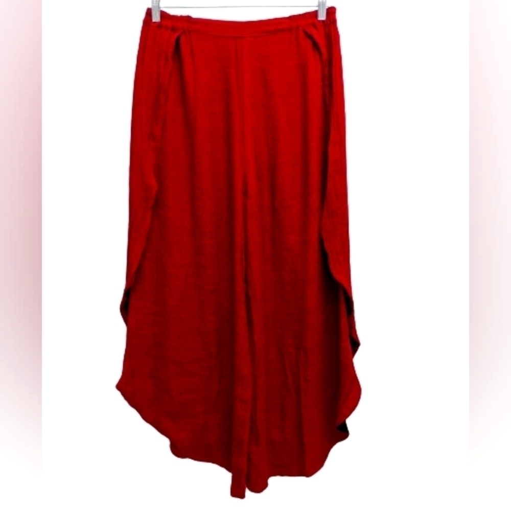 Passions d’ailleurs women's red crossed bamboo slit side 3/4 pants size 30